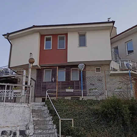 Apartament Nikolovi